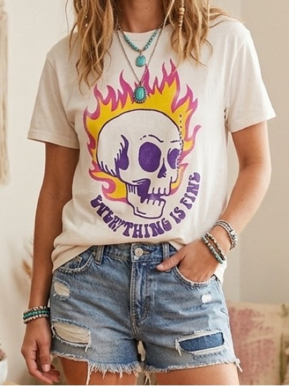 (NWT!) “Everything is fine” Graphic Skull Flame Tee